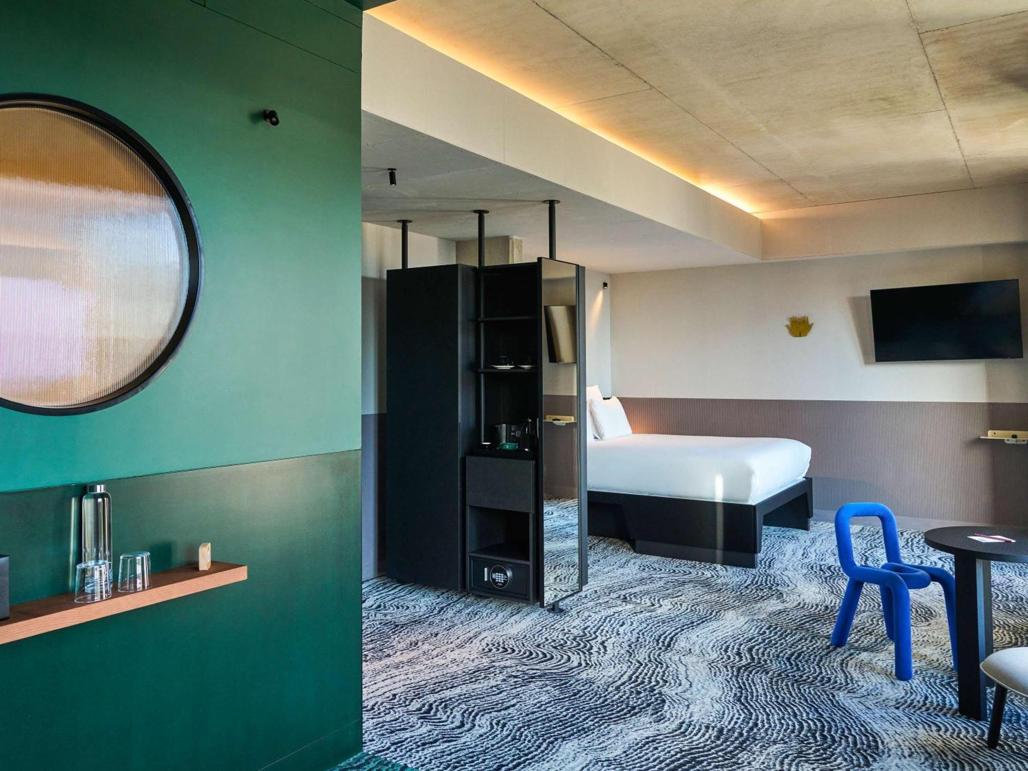 Tribe Paris Clichy Hotel Ngoại thất bức ảnh