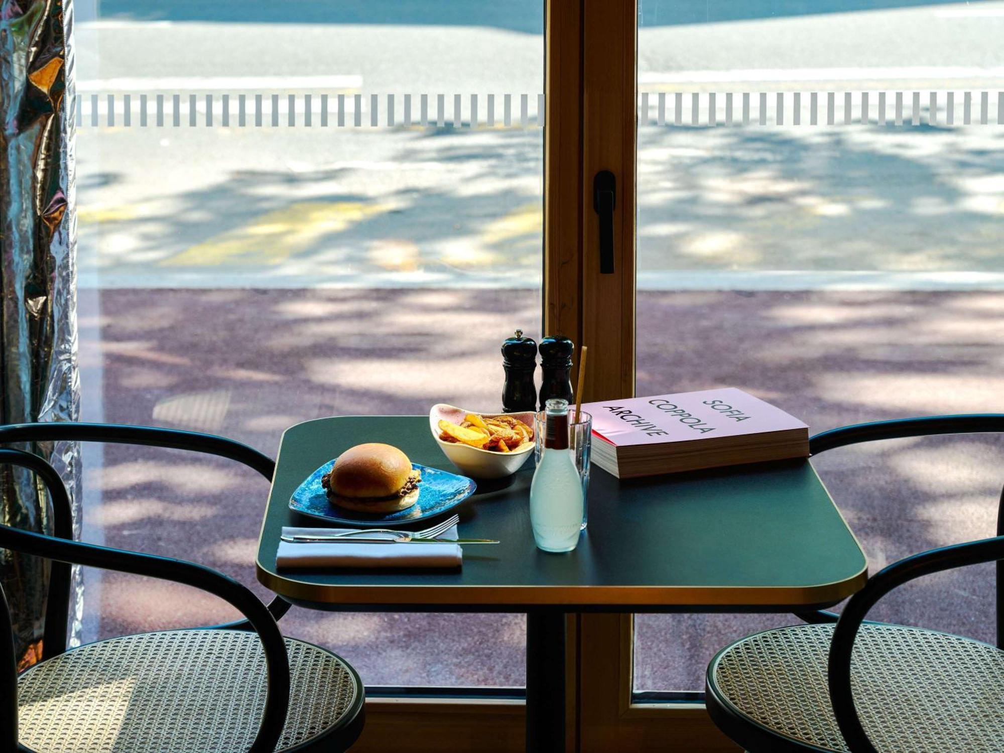 Tribe Paris Clichy Hotel Ngoại thất bức ảnh