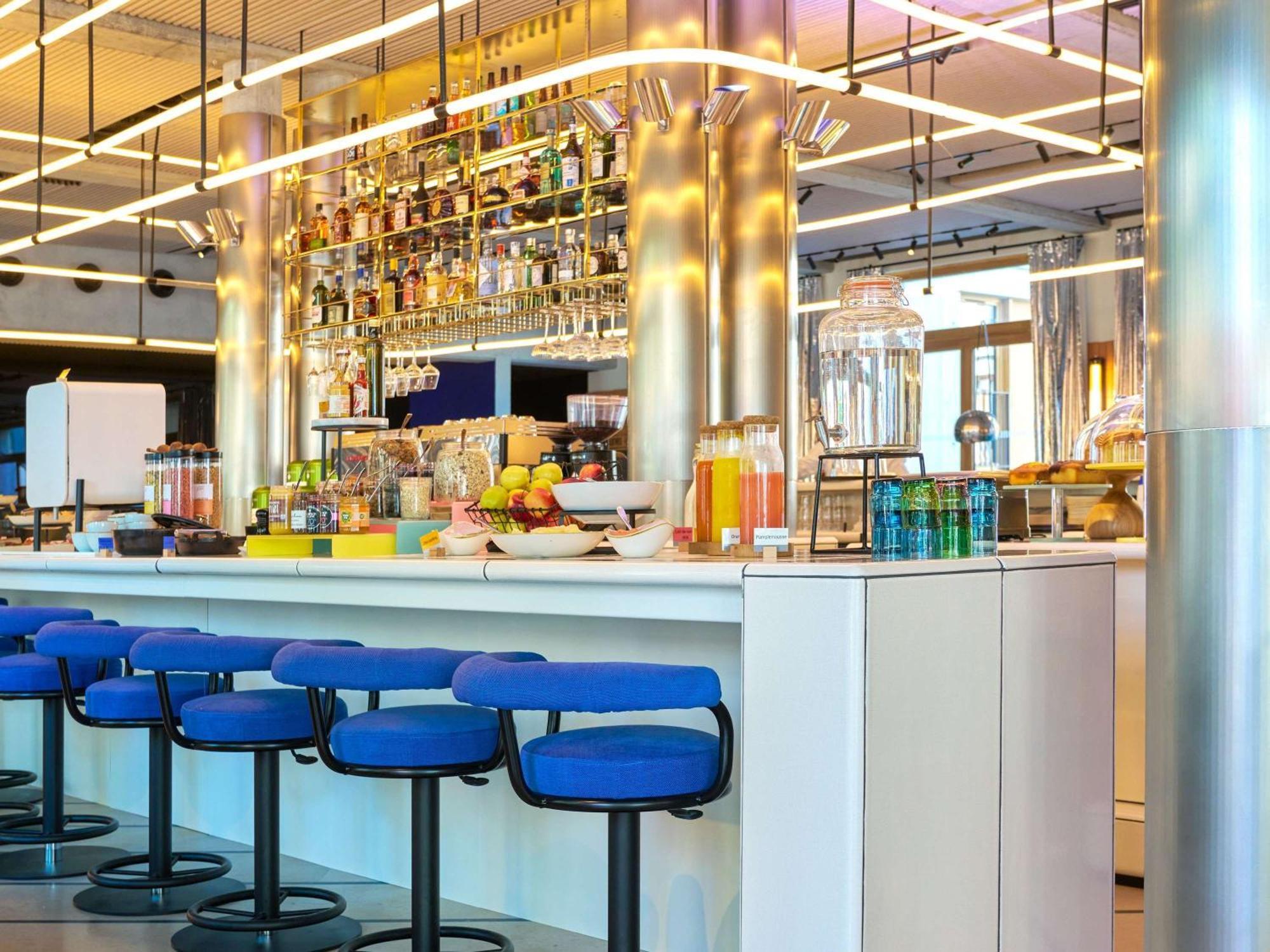 Tribe Paris Clichy Hotel Ngoại thất bức ảnh