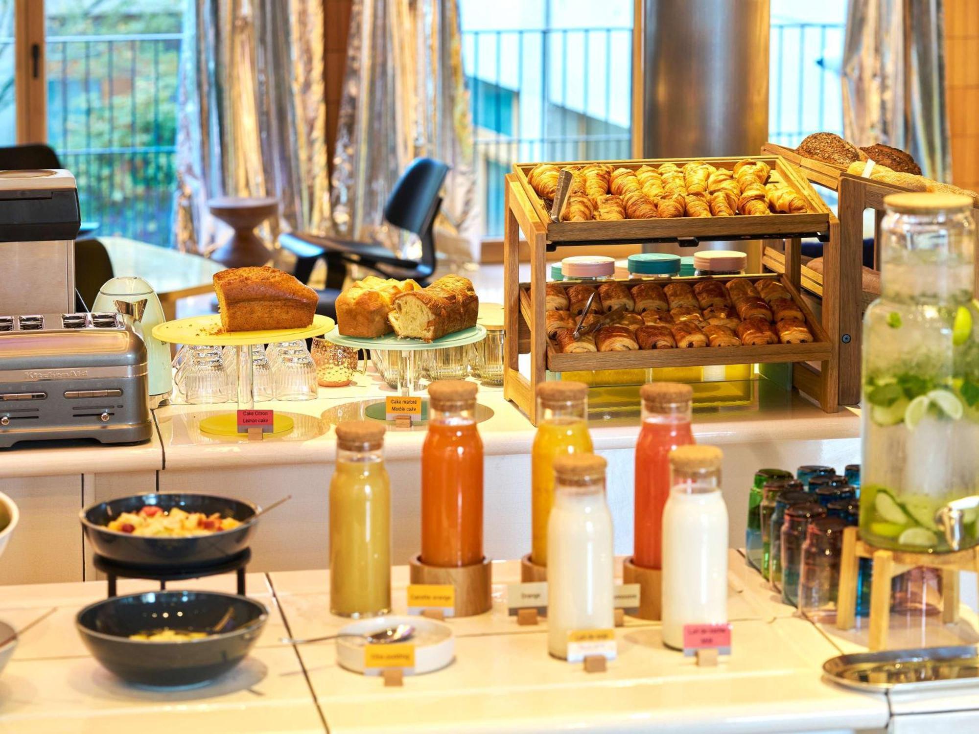 Tribe Paris Clichy Hotel Ngoại thất bức ảnh