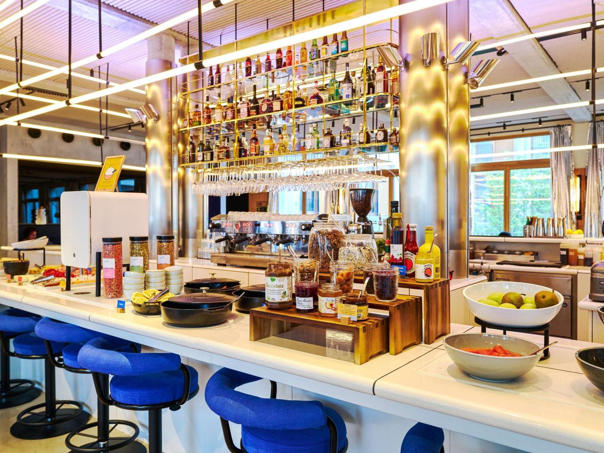 Tribe Paris Clichy Hotel Ngoại thất bức ảnh